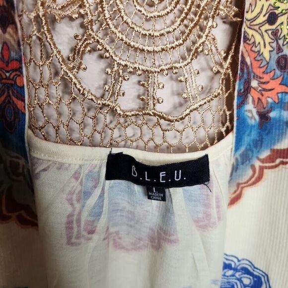 B.L.E.U Top Women's Large Multicolor Arabesque Lace Detail Rhinestone Open Front - Picture 6 of 8